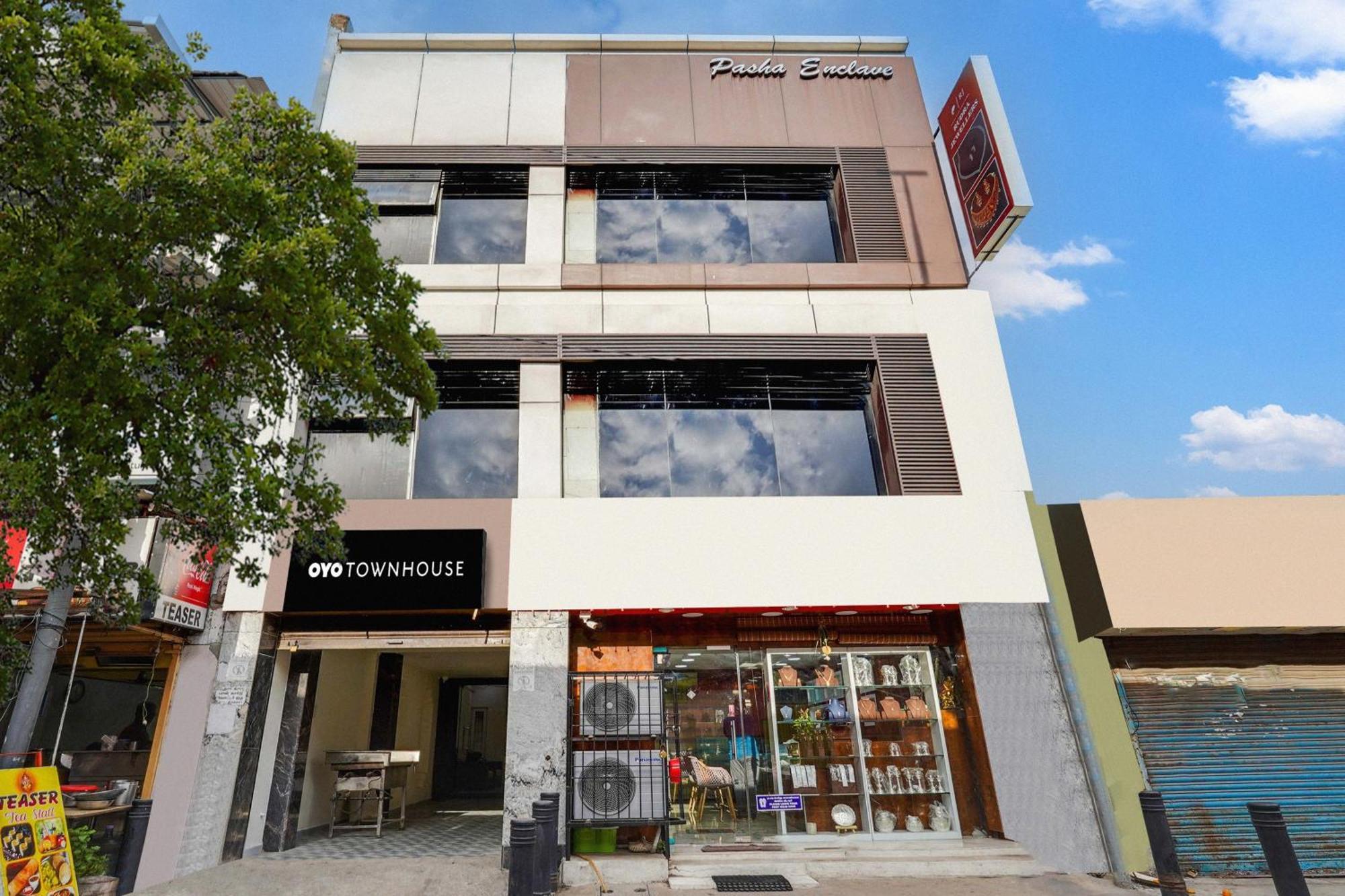 Hotel O Elite Near Loyola College